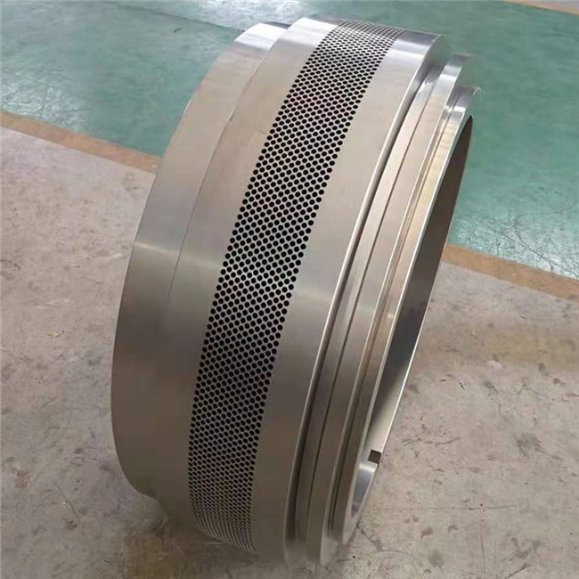 Die CPM7932-5.jpg